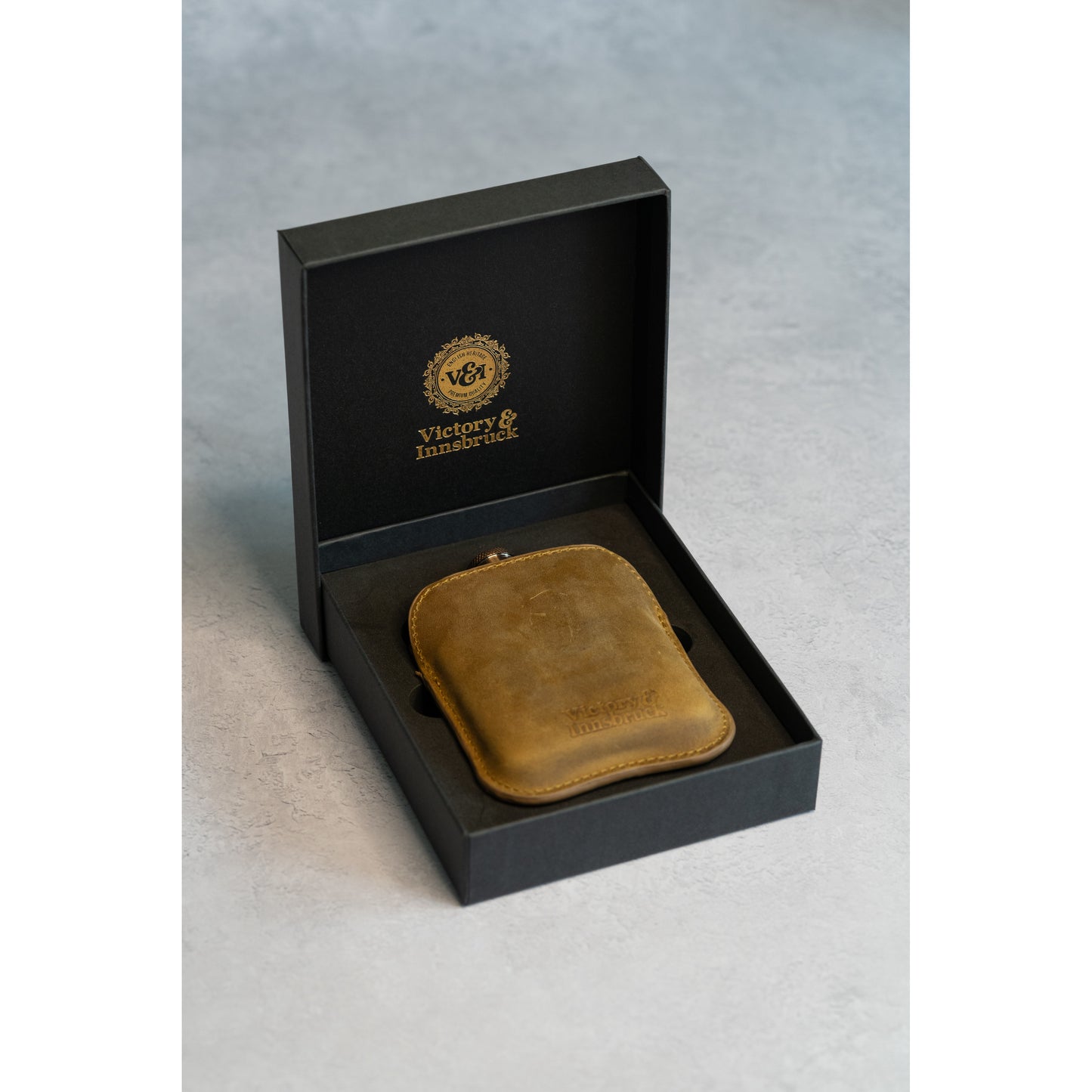 Full Grain Leather Cased Hip Flask | Full Tan Brown Leather | Copper Flask