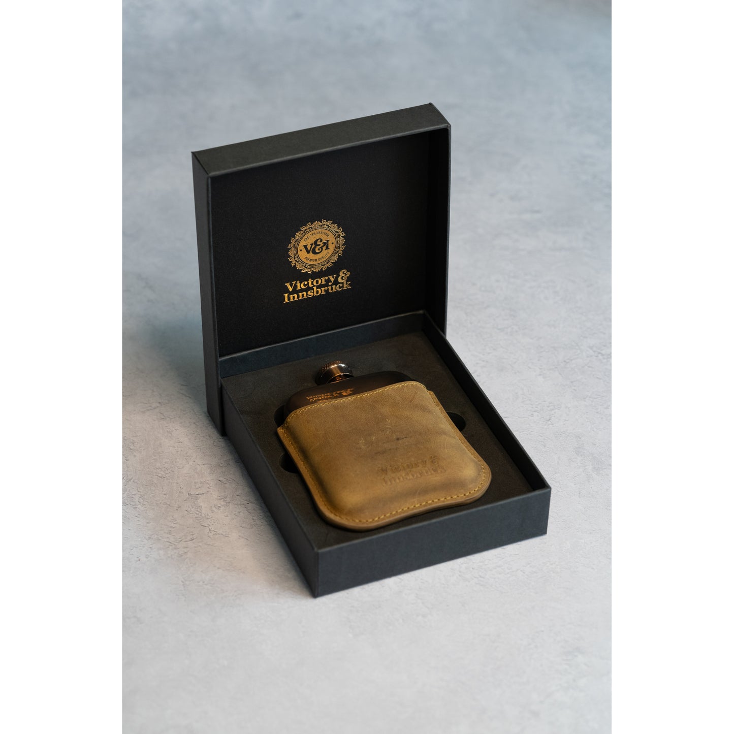 Full Grain Leather Cased Hip Flask | 3/4 Tan Brown Leather | Copper Flask