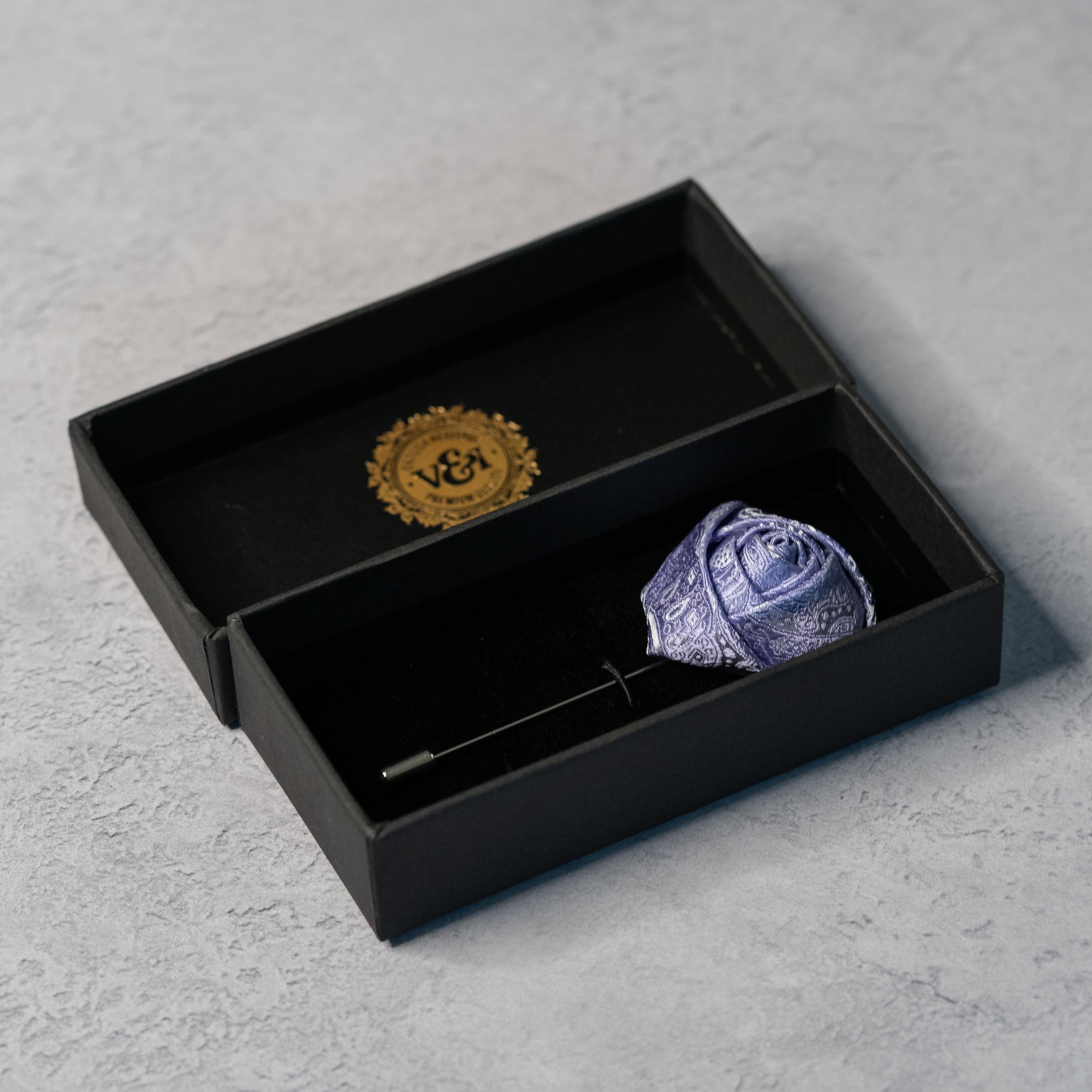 LAVENDER PAISLEY TIE SET