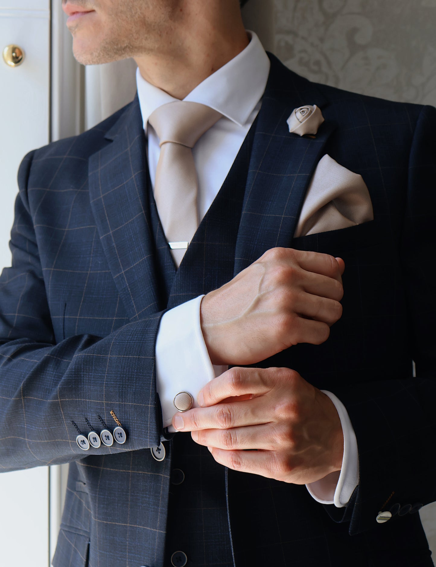 CHAMPAGNE BEIGE TEXTURED TIE SET