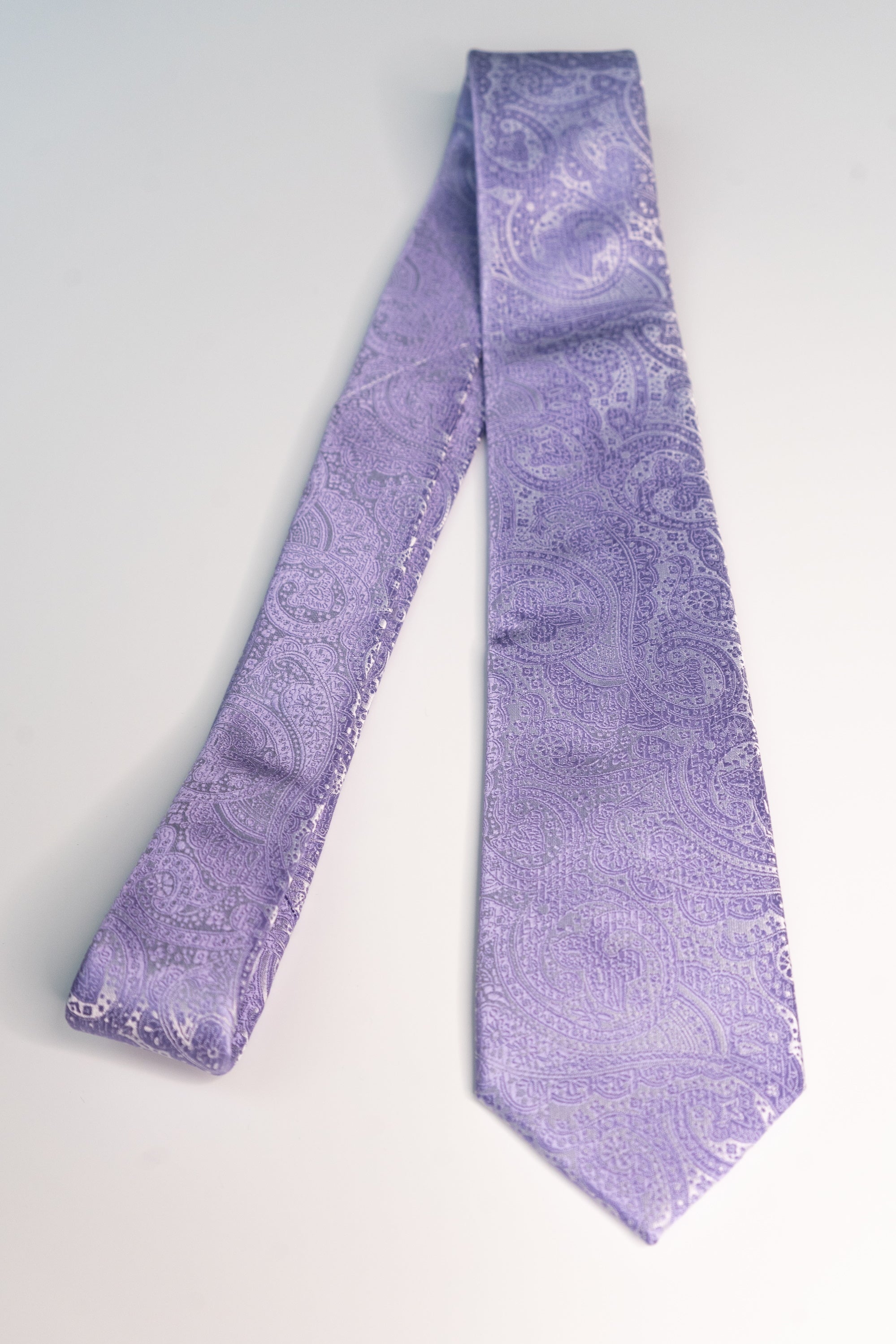 LAVENDER PAISLEY TIE SET