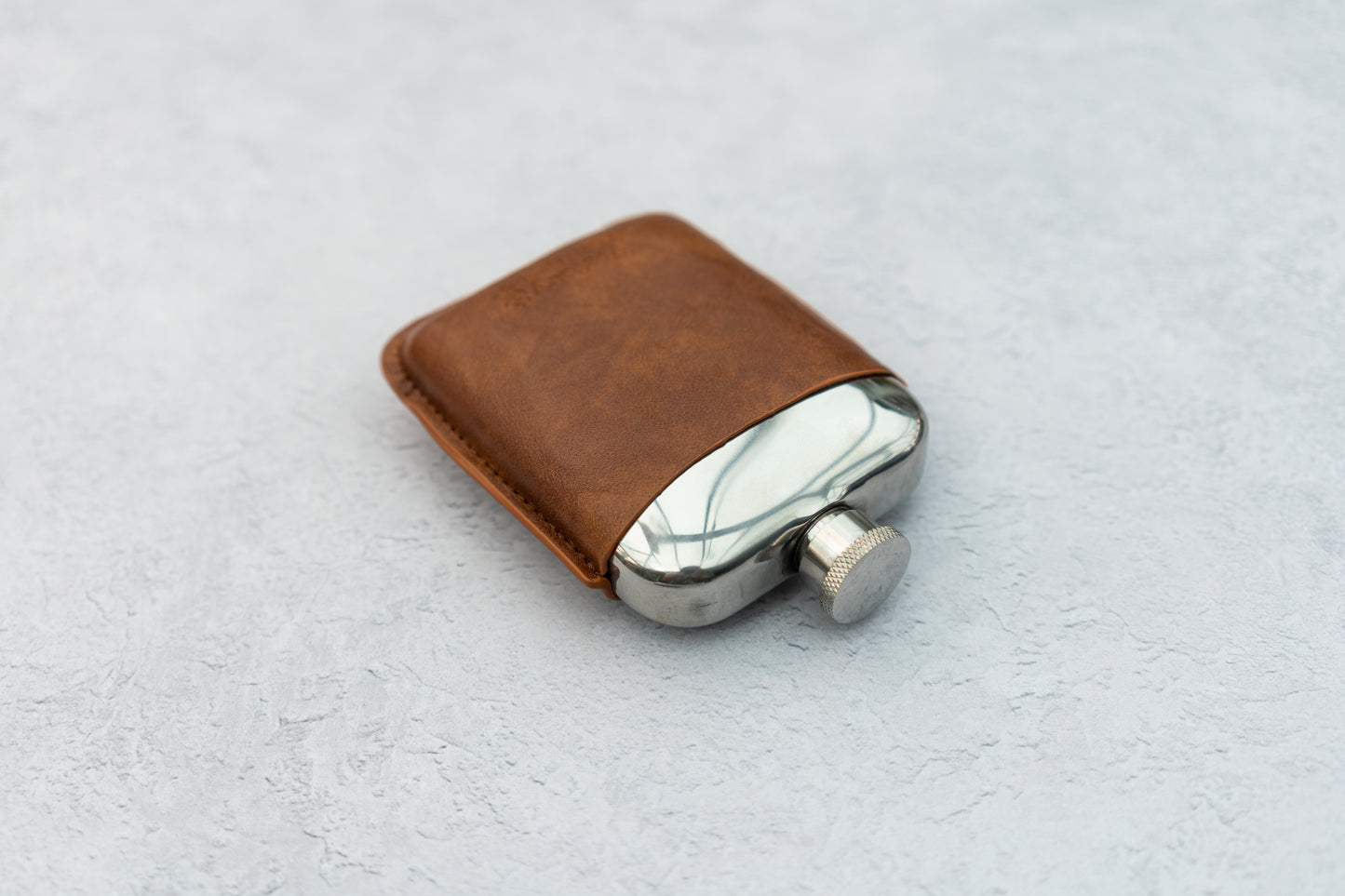 Leather Cased Hip Flask | Brown Tan Leather | 6oz Stainless Steel