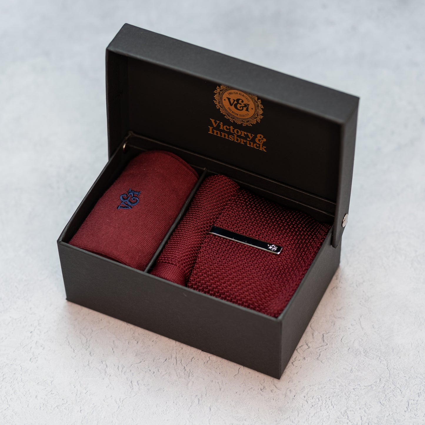 BURGUNDY RED KNITTED TIE SET
