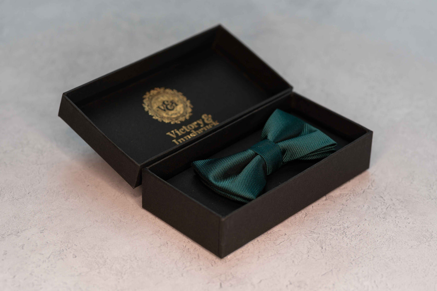 BOY'S PEACOCK GREEN TEXTURED BOW TIE