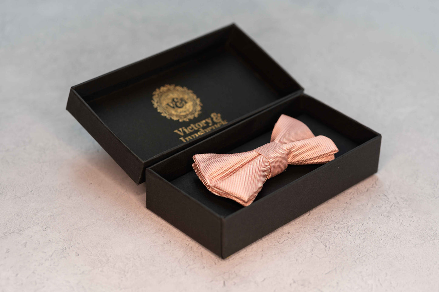 BOY'S BLUSH PINK TEXTURED BOW TIE