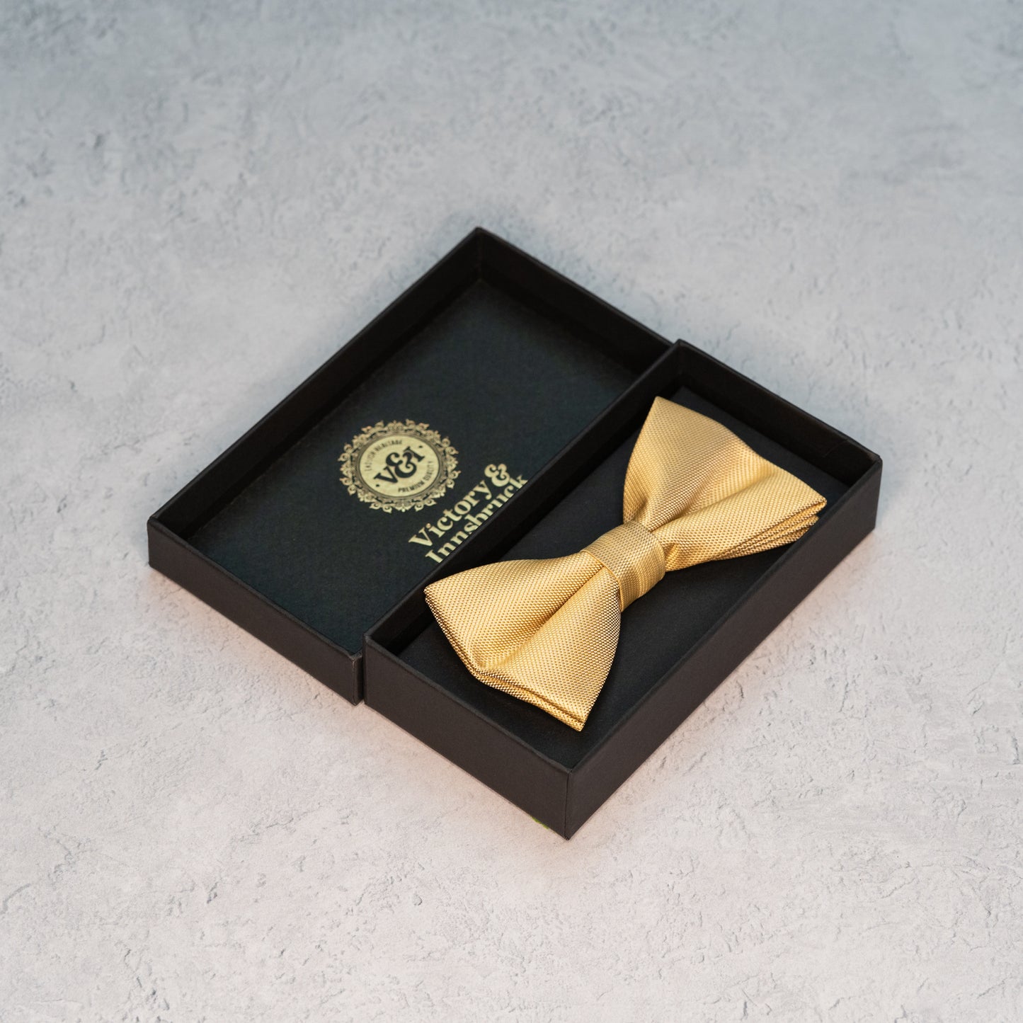 Champagne Gold Textured Bow Tie