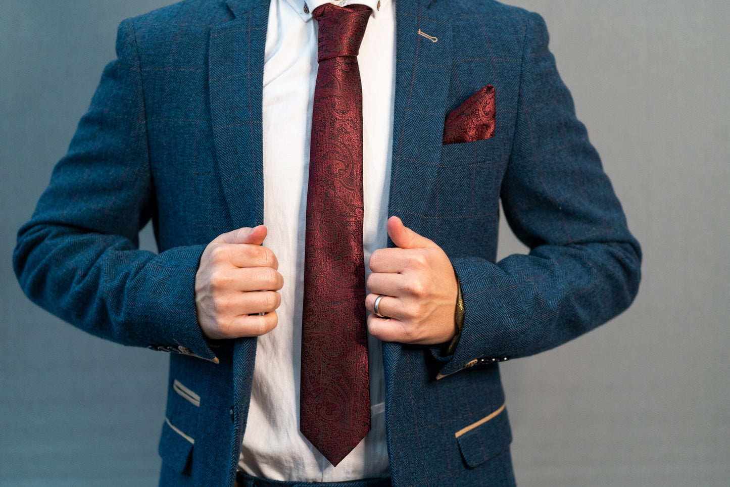 Burgundy Red Paisley Tie Gift Set